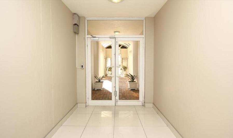 Appartement Cascades 103 à Port Elizabeth Extérieur photo